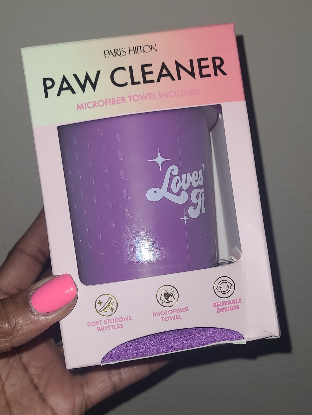 Paris Hilton Pink Paw Cleaner with Microfiber Towel